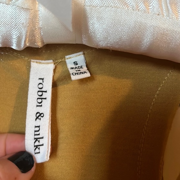 Robbi & Nikki embellished tank - Picture 3 of 9